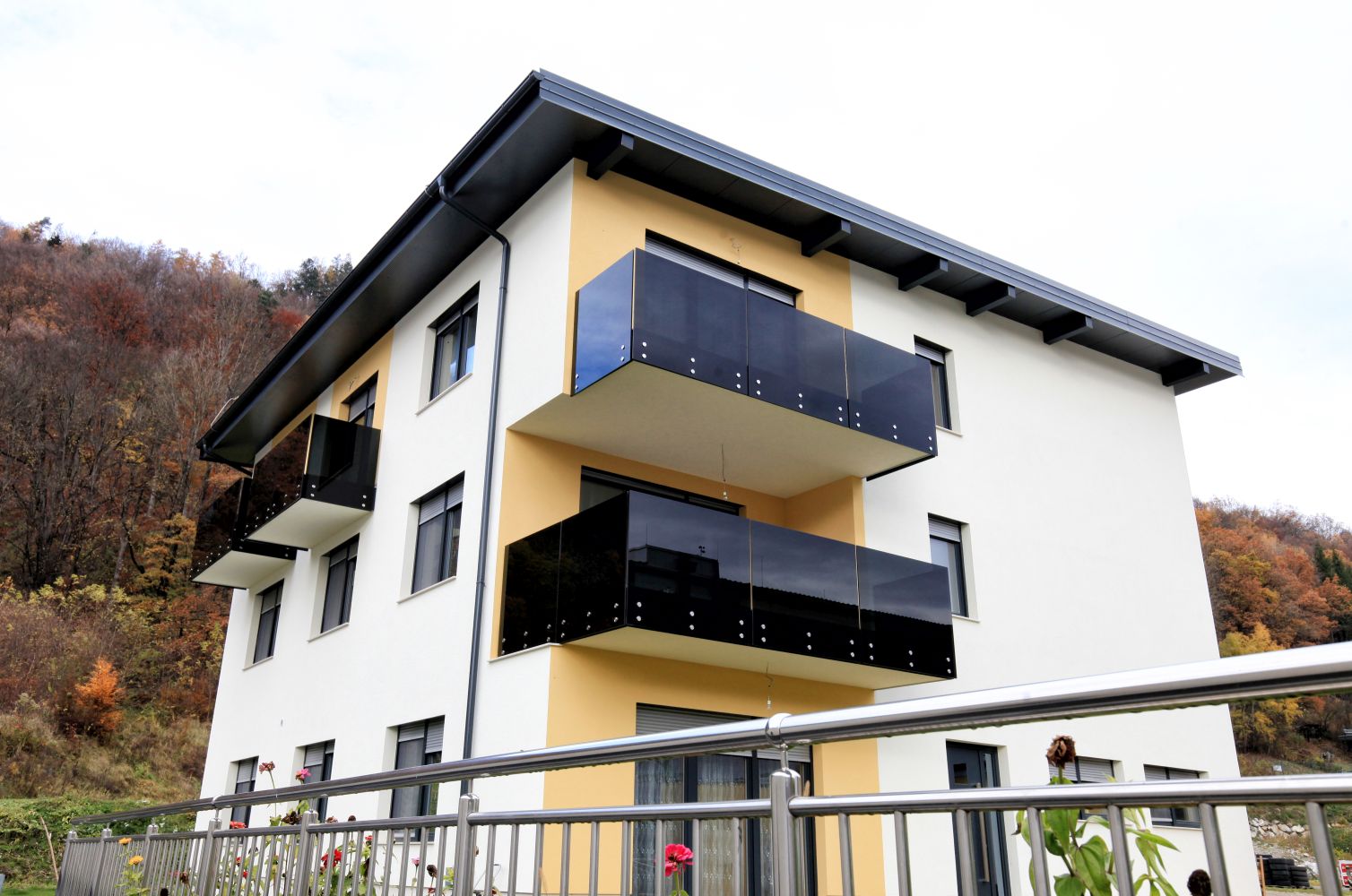 Haus Hurem exterior images.