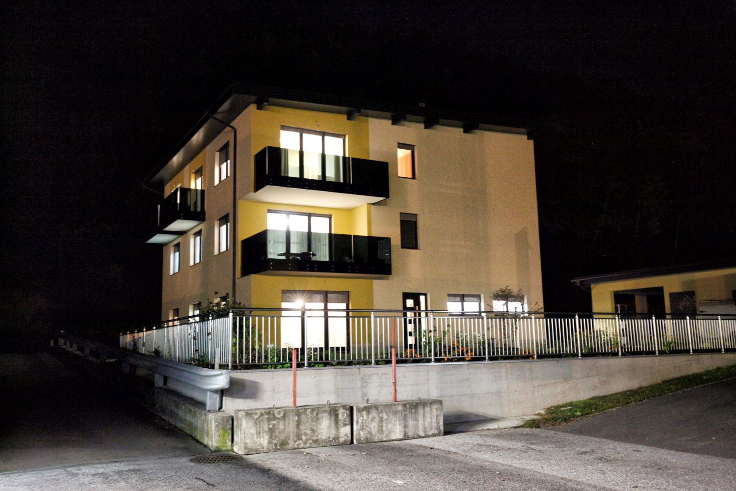 Haus Hurem exterior images.
