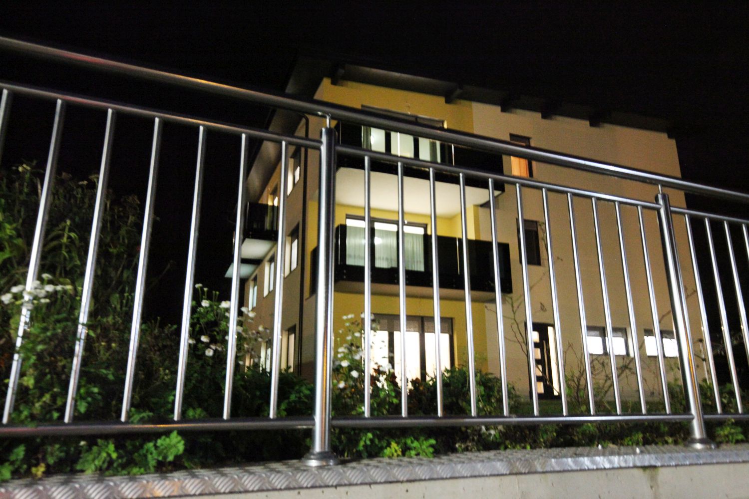 Haus Hurem exterior images.