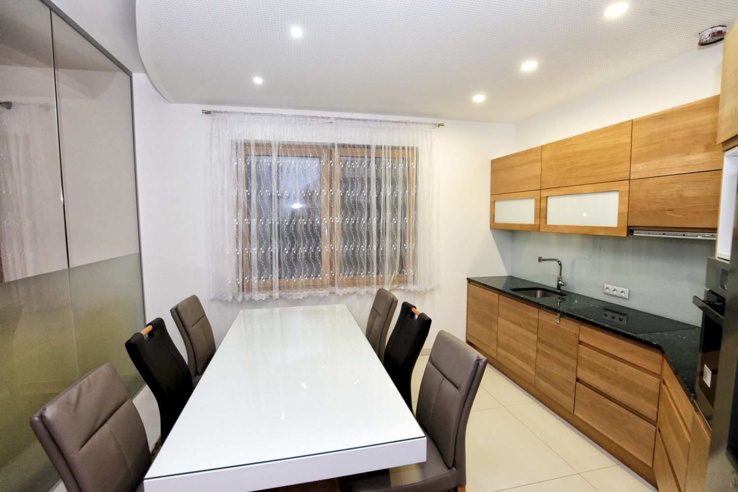 Haus Hurem interior images.