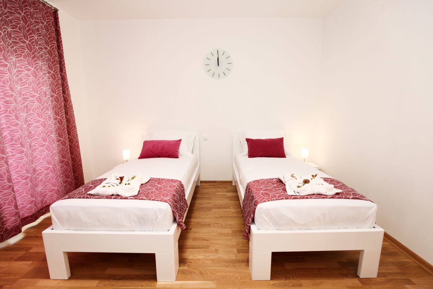 Haus Hurem interior images.